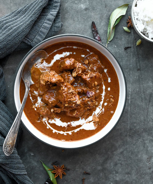 Massaman Beef Curry with Kipfler Potatoes Luvarlee ready to eat 700g